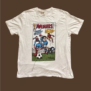 Marvel T Shirt Comfort Colors Large Avengers Graphic Crew‎ Neck White Cotton